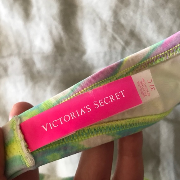 Victoria’s Secret 32C Bandeau Bikini Top - Picture 4 of 4
